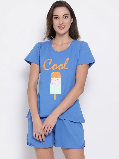 

Clovia Women Blue Printed Night Suit LS0430P08