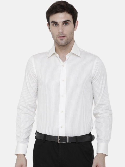 

Double Two Men Cream-Coloured Regular Fit Self Design Formal Shirt