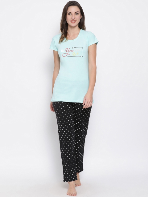 

Clovia Women Blue Printed Night Suit LS0478P03