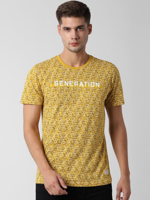 

Peter England Casuals Men Yellow & Black Slim Fit Printed Round Neck T-shirt