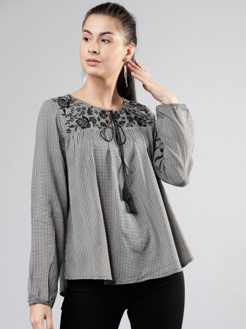 

Vishudh Women Black & Grey Checked A-Line Pure Cotton Top
