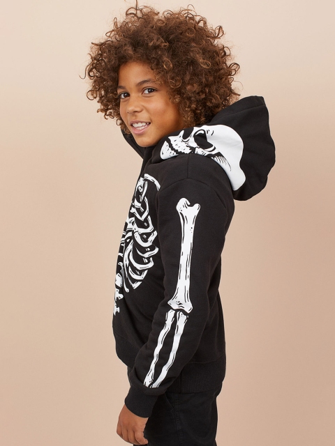 

H&M Boys Black & White Printed Hooded Top