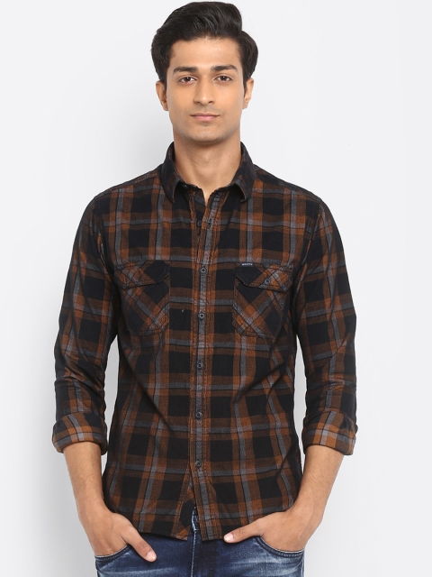 

Mufti Men Black & Orange Slim Fit Checked Casual Shirt