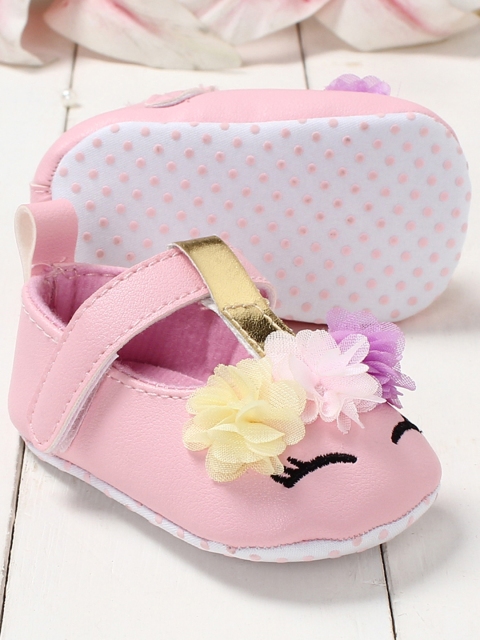 

Walktrendy Infant Girls Pink Floral Applique Booties