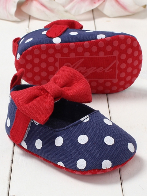 

Walktrendy Infant Girls Blue Polka Dots With Bow Applique Booties