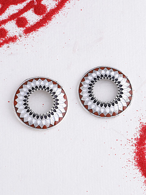 

Studio Voylla Silver-Toned & Red Oxidised Silver Plated Circular Studs