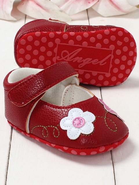 

Walktrendy Infant Girls Red Floral Applique Booties