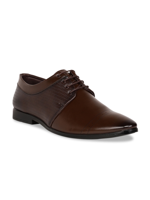

Respiro Men Brown Textured Formal Derbys