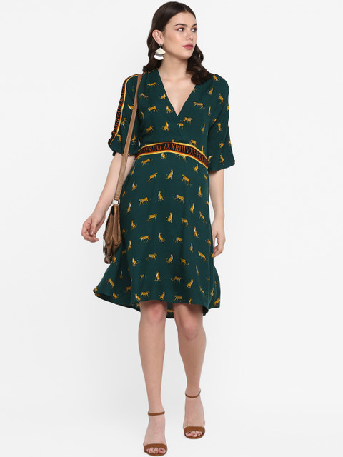 

MIAMINX Women Green Quirky Printed Fit and Flare Dress