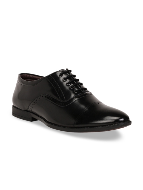 

Respiro Men Black Solid Formal Oxfords