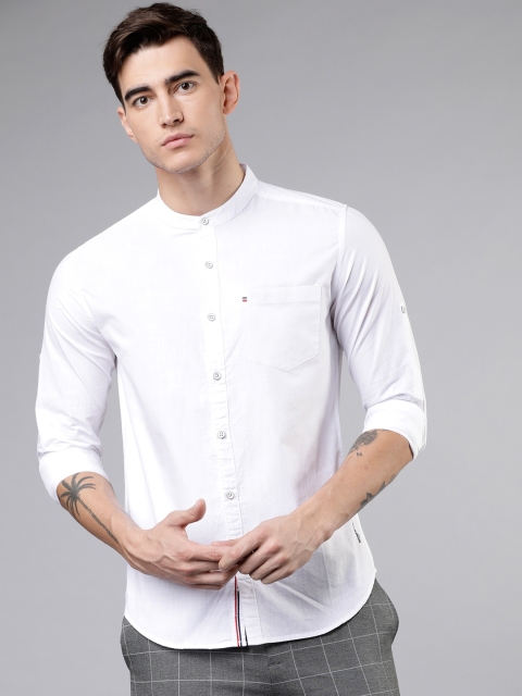 Men White Slim Fit Solid Casual Shirt