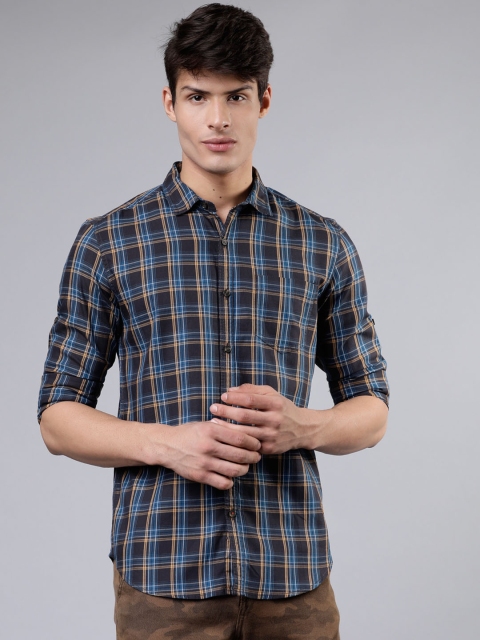 

Ecko Unltd Men Black & Blue Slim Fit Checked Casual Shirt