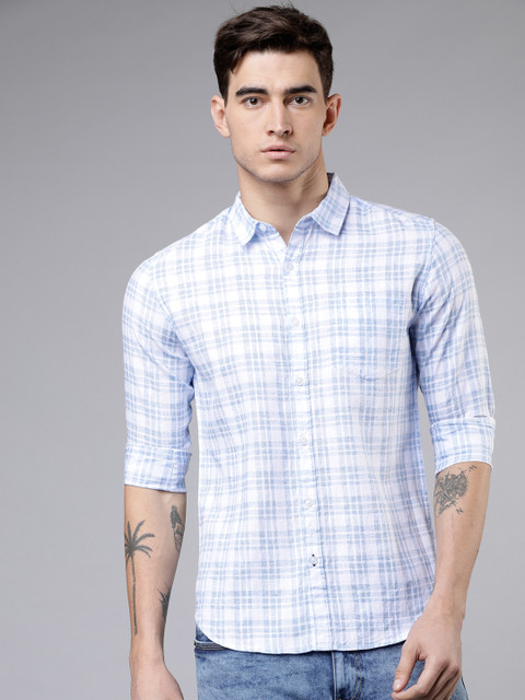 

HIGHLANDER Men White & Blue Slim Fit Checked Casual Shirt