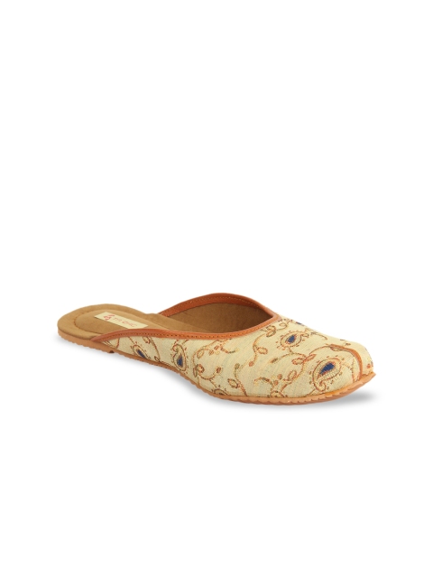 

Ta Chic Women Cream-Coloured Woven Design Canvas Mules