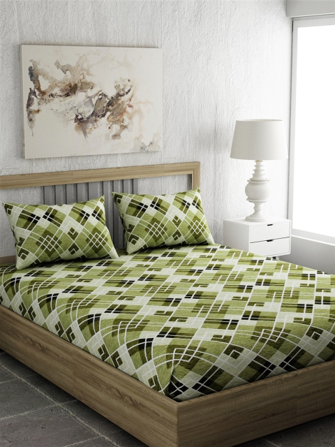 

EverHOME Green Geometric 210 TC Cotton 1 Queen Bedsheet with 2 Pillow Covers