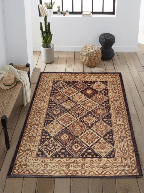 

Saral Home Maroon & Beige Diamond Pattern Microfibre Polyester Digital Printed Anti-Skid Carpet