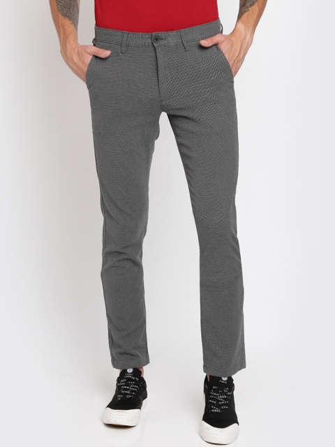 

Crocodile Men Grey Slim Fit Self Design Regular Trousers