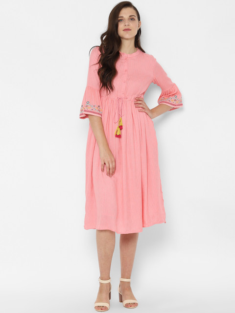 

People Women Printed Pink Fit and Flare Dress