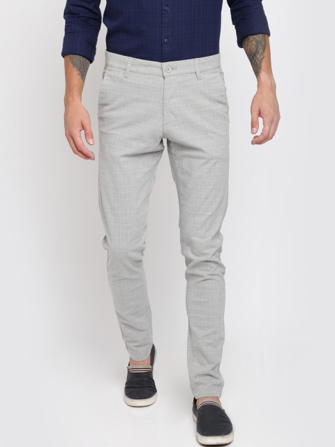 

Crocodile Men Grey & White Slim Fit Checked Regular Trousers