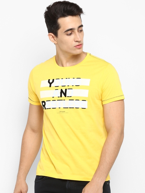 

SPYKAR Men Yellow Printed Round Neck T-shirt
