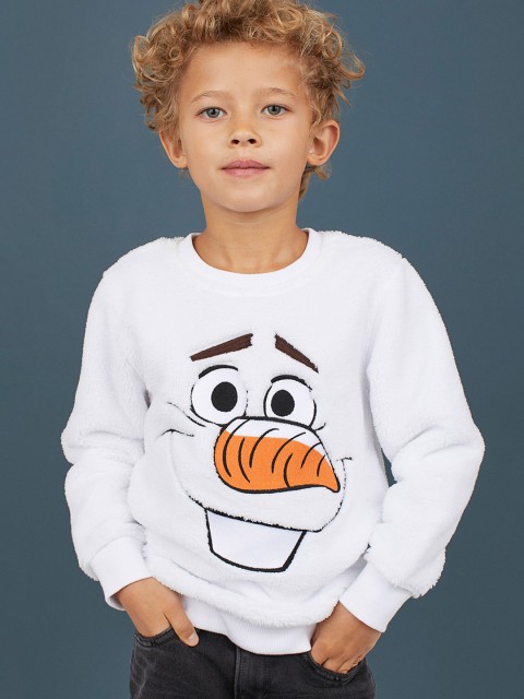 

H&M Boys White Sweatshirt with a Motif