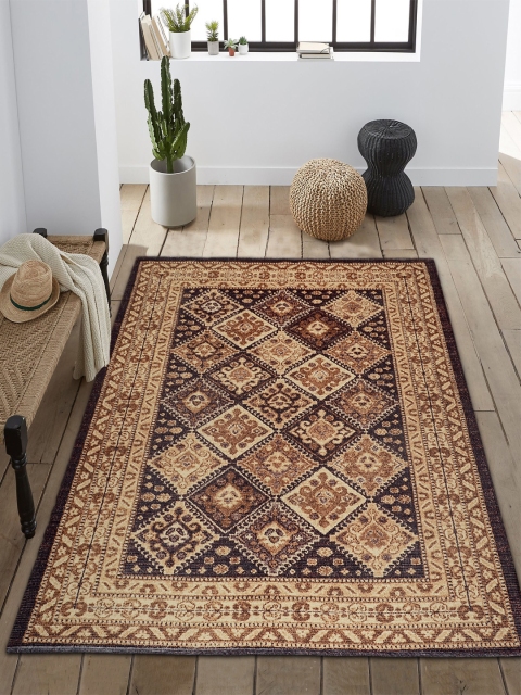 

Saral Home Maroon & Beige Diamond Pattern Microfibre Polyester Digital Printed Anti-Skid Carpet
