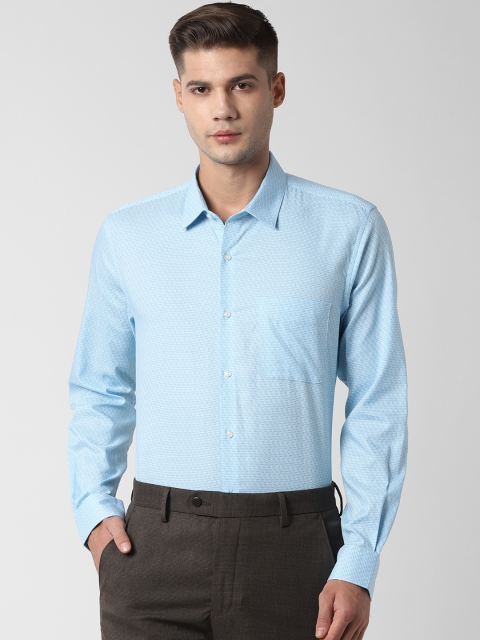 

Peter England Men Blue Regular Fit Checked Formal Shirt