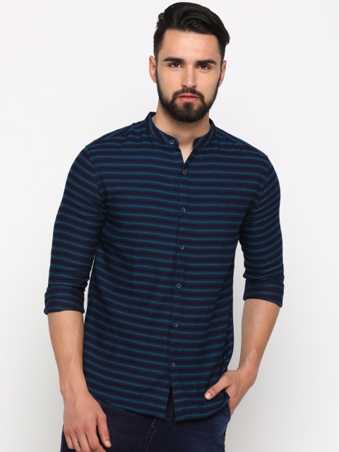 

SHOWOFF Men Green & Blue Slim Fit Striped Casual Shirt