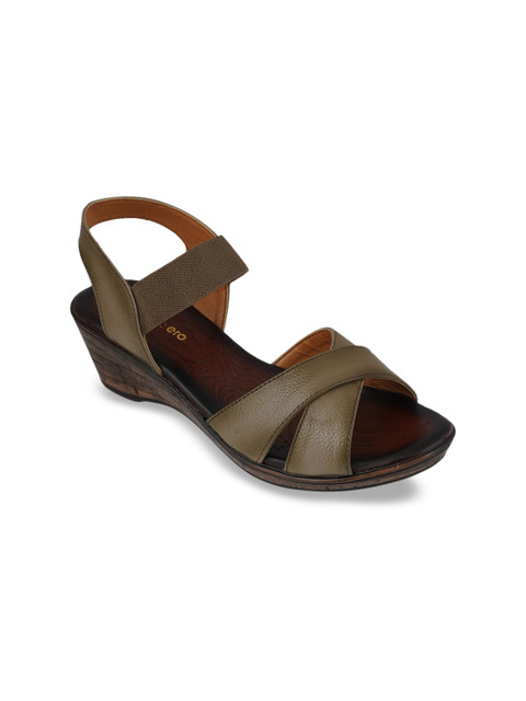 

pelle albero Women Beige Solid Leather Heels