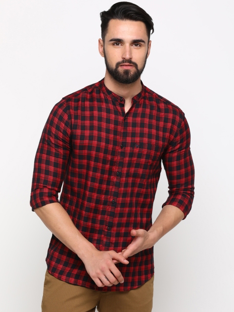 

SHOWOFF Men Red & Black Slim Fit Checked Casual Shirt