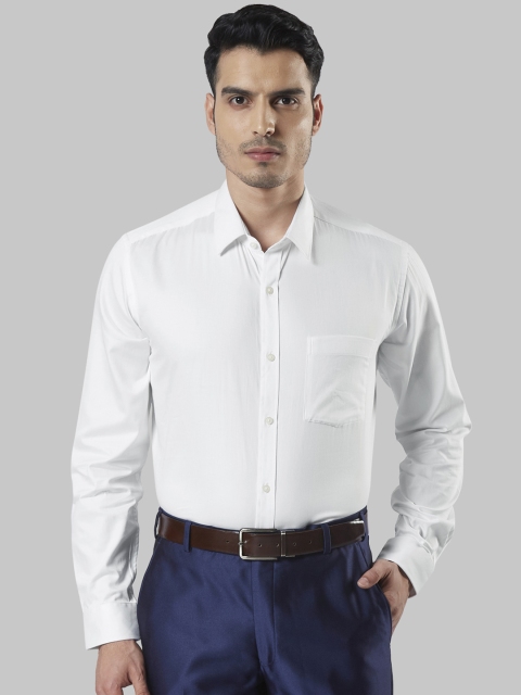 

Next Look Men White Regular Fit Solid Formal Shirt