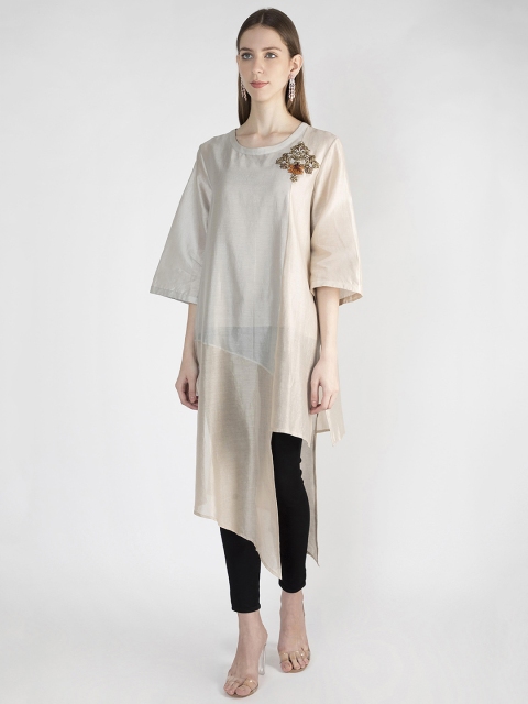 

Pernia Pop-Up Shop By Rocky Star Women Beige & Grey Colourblocked Tunic