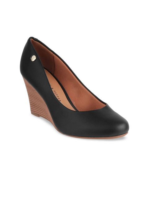 

LEMON & PEPPER Women Black Solid Pumps