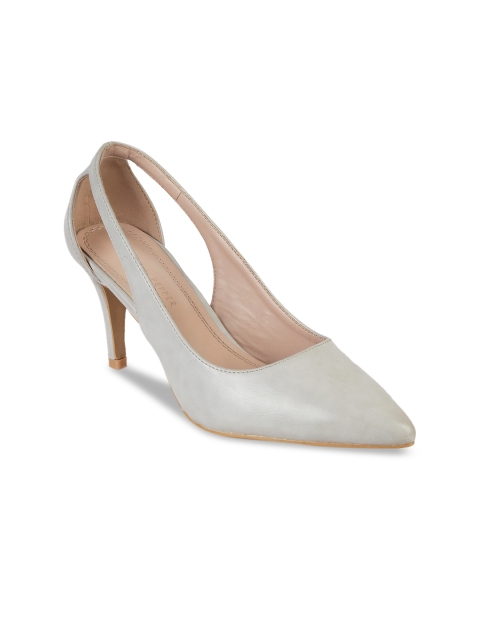

LEMON & PEPPER Women Grey Solid Pumps