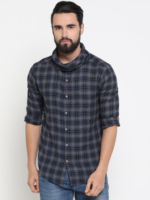 

SHOWOFF Men Charcoal Grey & Blue Slim Fit Checked Casual Shirt