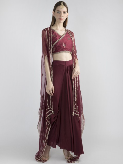 

Pernia Pop-Up Shop By PRIYANKA SINGH Women Maroon Solid Clothing Set