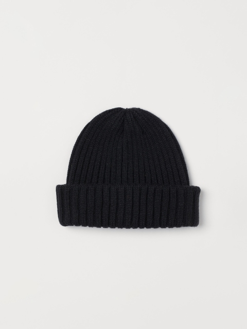 

H&M Men Black Solid Rib-knit Beanie