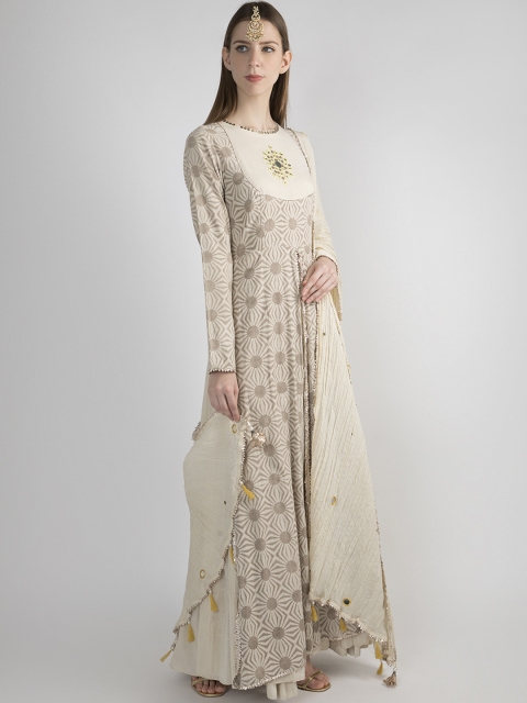 

Pernia Pop-Up Shop By Priyanka Singh Women Off-White & Beige Printed Kurta Set
