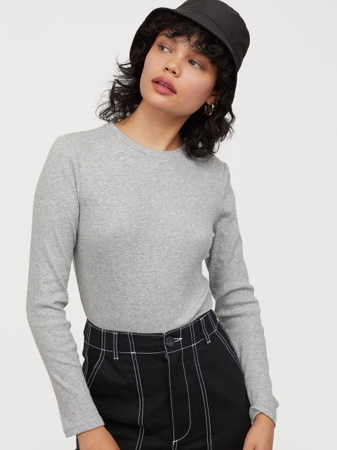 

H&M Women Grey Solid Ribbed Top