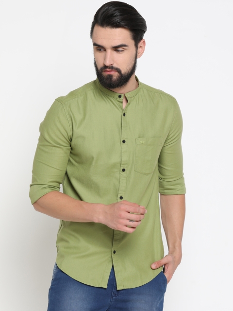 

SHOWOFF Men Green Slim Fit Solid Casual Shirt