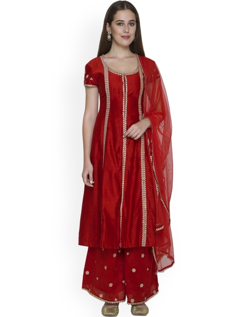 

Pernia Pop-Up Shop By Surendri by Yogesh Chaudary Women Red & Beige Kurta Set