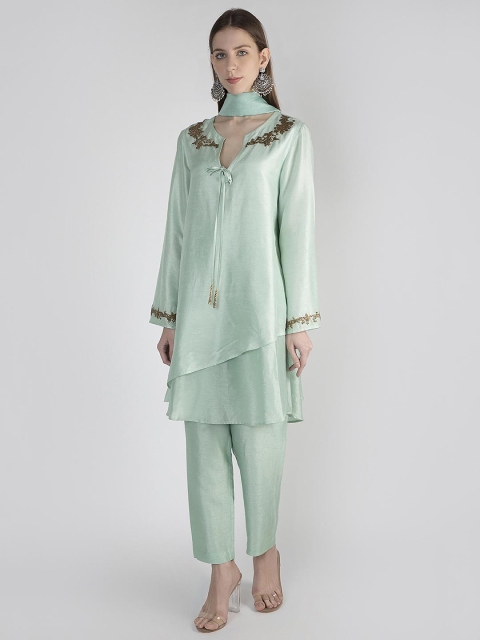 

Pernia Pop-Up Shop By Rocky Star Women Green Solid Kurta with Trousers & Dupatta