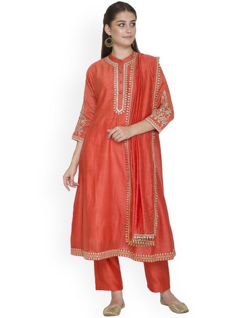 

Pernia Pop-Up Shop By Surendri by Yogesh Chaudary Rust Orange & Beige Kurta Set