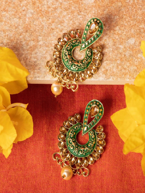

ANIKAS CREATION Gold-Plated Circular Kundan Chandbalis