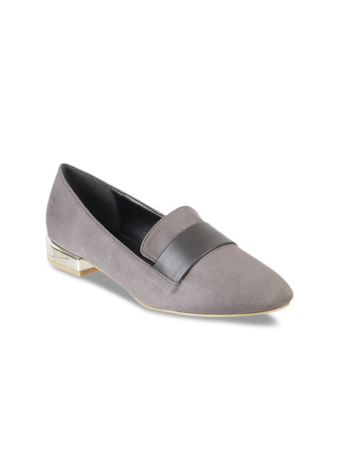 

LEMON & PEPPER Women Grey Solid Flat Shoes
