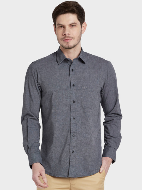

ColorPlus Men Grey Tailored Fit Self Design Casual Shirt