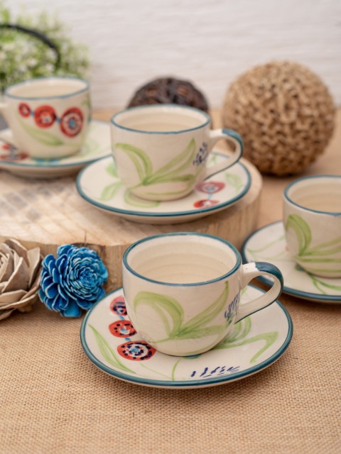

GOODHOMES Off-White Set of 8 Cups and Saucers