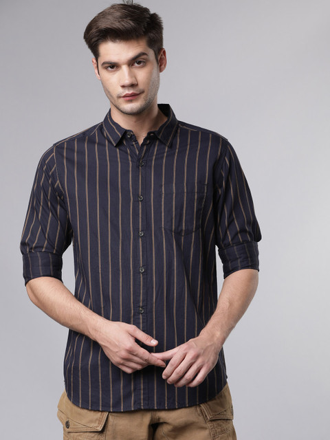 

Ecko Unltd Men Navy Blue & Khaki Slim Fit Striped Casual Shirt