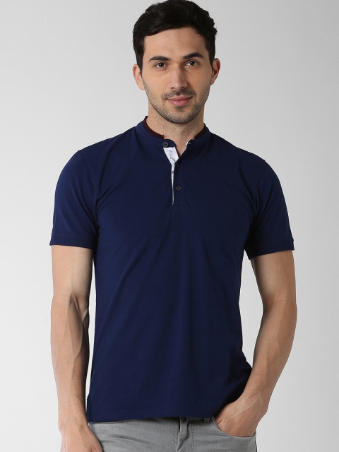 

Peter England Casuals Men Navy Blue Solid Polo Collar T-shirt