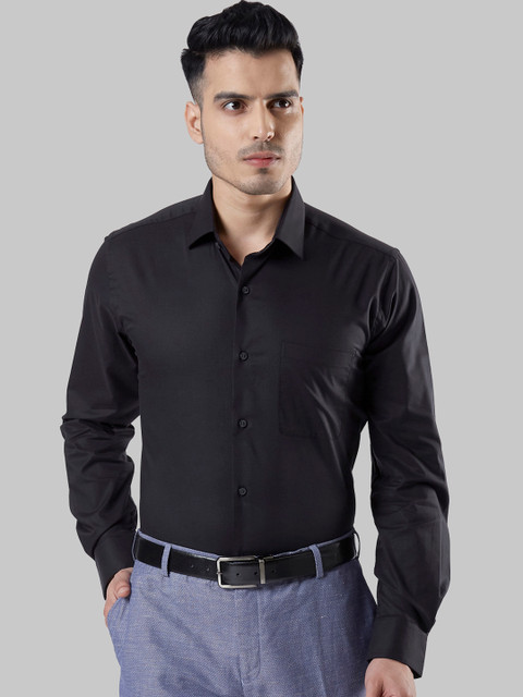 

Raymond Men Black Regular Fit Solid Formal Shirt